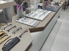 -无界眼镜MaxLess(南翔印象城店)