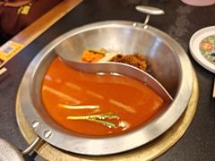 -沸炉重庆老火锅(军事博物馆店)