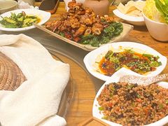 -滇香肴·云南菜蒸汽石锅鱼(云南北路店)