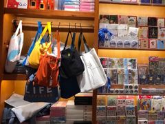 -西西弗书店&矢量咖啡(凯德晶萃广场店)