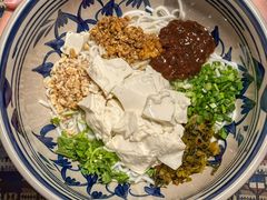 -蜗牛小馆醉乡民谣云南菜(惠新西里店)