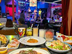 -Famous肥猫墨西哥音乐餐吧(五棵松华熙LIVE店)