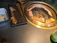 -铭牛烧肉·和牛海鲜自助(高新月牙湖店)