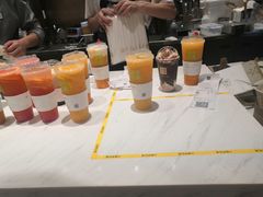 -奈雪的茶(湖滨银泰in77C区PRO店)