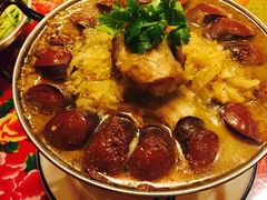 -闯关东东北农家菜(崂山石老人店)
