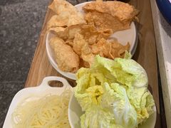 -三人行骨头王火锅(长寿店)