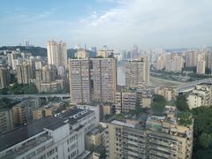 -全季酒店(重庆李子坝牛角沱地铁站店)