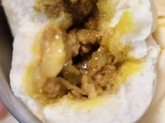 -白玉兰食品甜凤店(合生汇店)