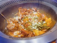 -山河屯铁锅炖(哈西站店)