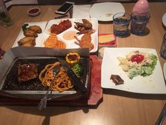 -必胜客(欧亚卖场店)