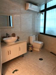 -悦芳庭美肤美体品牌集合店