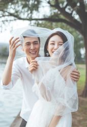 -易摄影婚纱摄影工作室