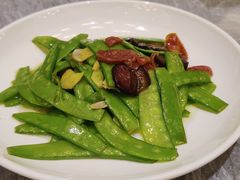 荷兰豆炒腊味-老绍兴养和饭店(向阳不夜城店)