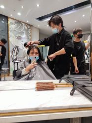 -Kraemer Paris苏豪路易士·嘉玛发廊