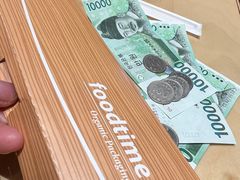 -新世界百货(明洞总店)