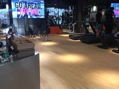 -VLines耀能运动24小时·月付制健身(京广桥店)