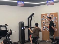 -乐刻运动健身(深圳南山海月店)