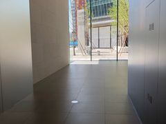 -Apple零售店(华贸购物中心店)