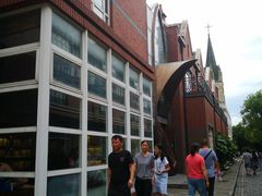 -钟书阁(松江泰晤士小镇店)