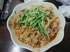 -胖东来生活广场(健康路店)
