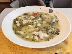 酸菜鱼-御苑精品川菜馆(锦江店)