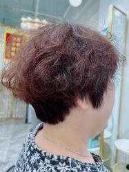 点击看大图 -容萨美业·美容美发
