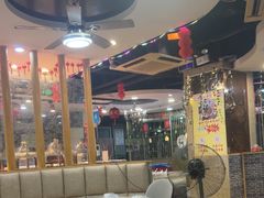 -尚品海鲜肥牛自助火锅(湖明店)