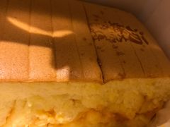 流心咸蛋黄蛋糕-汤姆大师傅鲜香牛肉饼(深圳保利文化广场店)