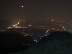 -鬼笑石后山停车场