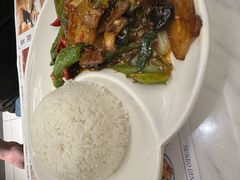 -新世界餐厅(万达店)