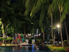 -三亚湾海居铂尔曼度假酒店