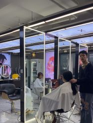 -藤野造型烫发染发