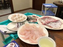 -正能量脆肉鲩火锅