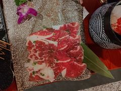-喜牛烧肉酒场·黑金店(威高广场店)
