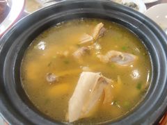 -品鲜村农家菜·阳澄湖大闸蟹(总店)