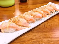 火炙三文鱼寿司-尺山寸水日料(马桥满天星店)