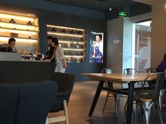 大堂-瑞幸咖啡(宝华国际广场店)