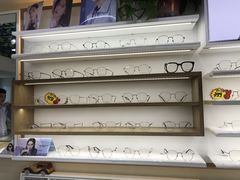 -视野联行眼镜·蔡司·控优点授权(长白万象汇店)