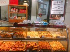 面包甜点陈列柜-詹记桃酥(宿州路店)