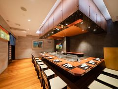 -小山日本料理(兴业太古汇店)