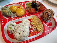 -晶荷轩(香港迪士尼乐园酒店)