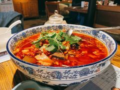 重庆毛血旺-胡桃里音乐酒馆(环亚凯瑟琳广场店)