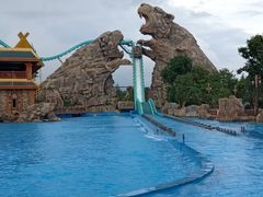 -七彩云南欢乐世界