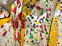 -问山MountQuest攀岩馆