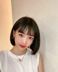 -AYO SALON
