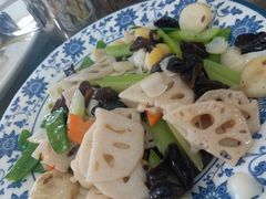 -水乡人家私房菜(逢简店)