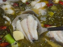 -小饕荟雅安贡椒鱼鲜馆(广福桥店)
