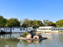 -金庭庄园酒店-停车场