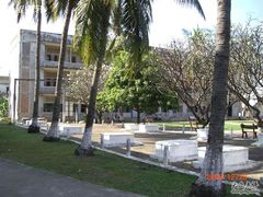 -吐斯廉屠杀博物馆