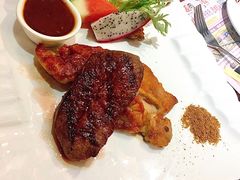 果木烧牛扒拼鸡扒-超级厨房概念餐厅(奥园广场店)